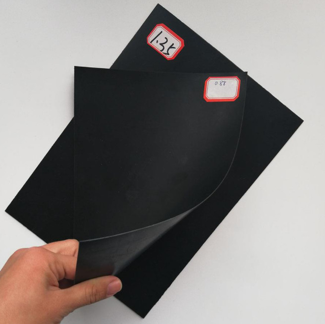 Διάρκεια Απαιτήσεις του πελάτη HDPE γεωμεμβράνη Ανερόστερη για ιχθυοκαλλιέργεια 2