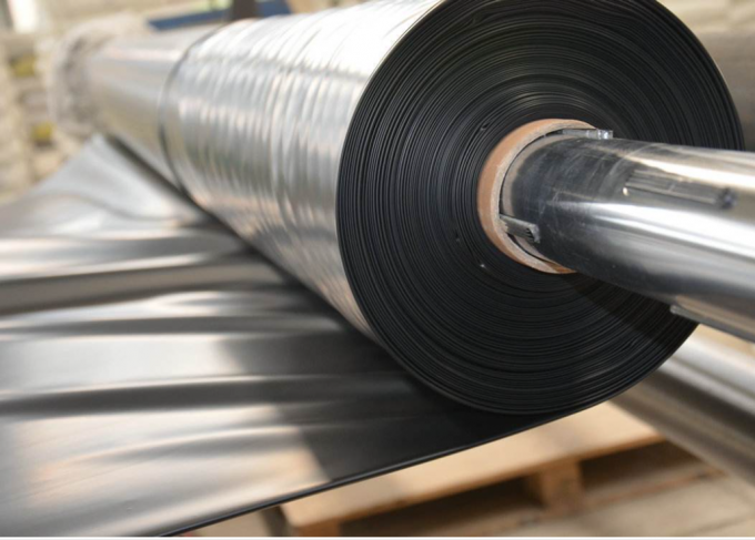 Διάρκεια Απαιτήσεις του πελάτη HDPE γεωμεμβράνη Ανερόστερη για ιχθυοκαλλιέργεια 10