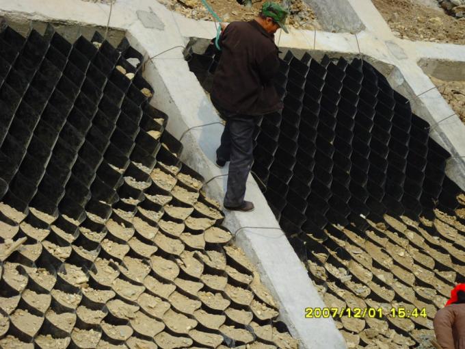 Σταθεροποιητές χαλίκις από γεωκύτταρα HDPE για την ενίσχυση των τοίχων και την προστασία των κλίσεων 8