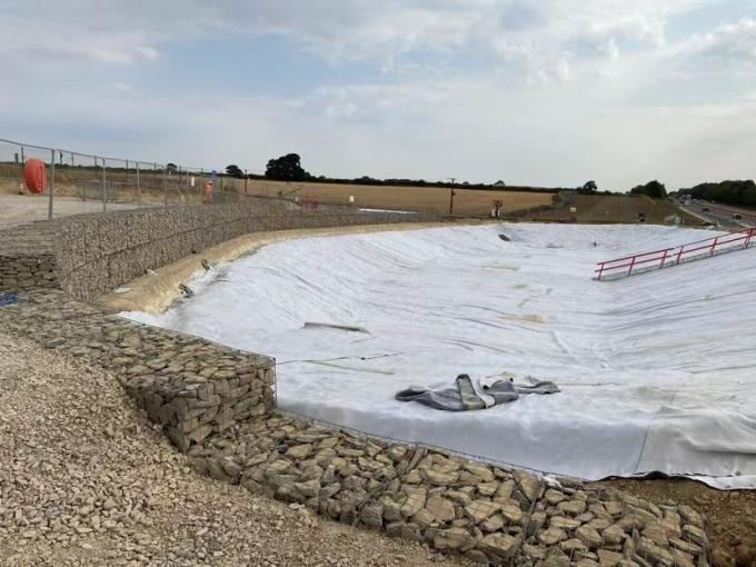 Υψηλής αντοχής στη τράβηξη Γεωσυνθετική γλίνη με υδροστερό βεντονίτη 20